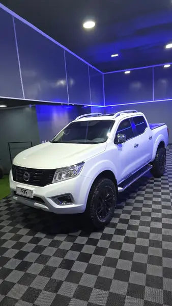Nissan Frontier LE 2.3D 4x4 A/T Frontier 4x4 A/T 2021