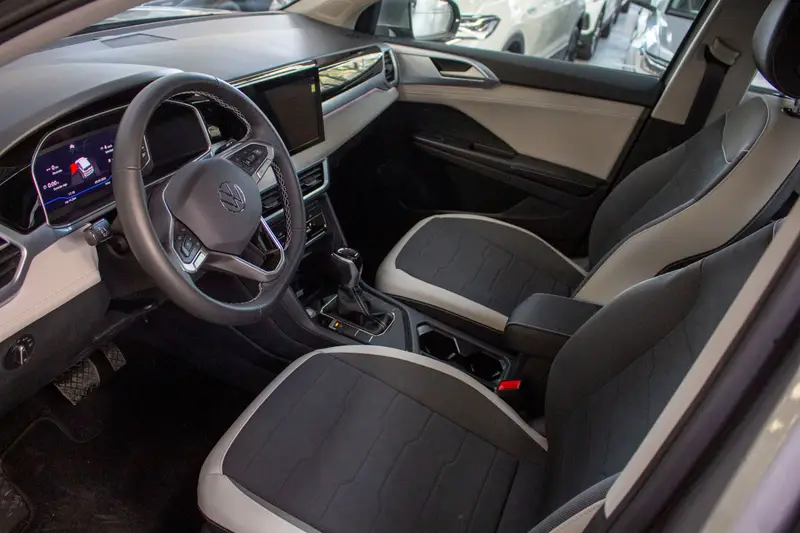 Volkswagen Taos Comfortline 2026