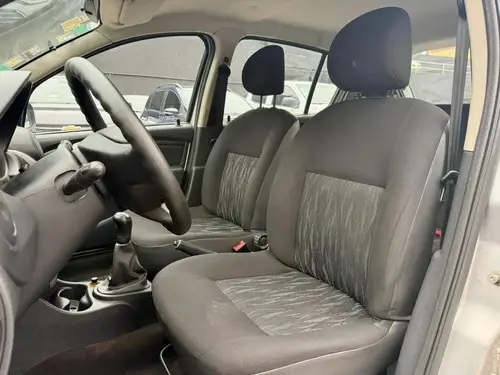 Renault Sandero 1.6 8V PACK L11 2011