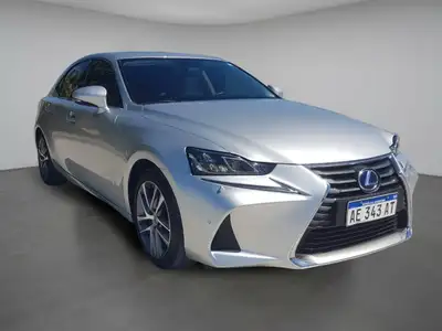 Lexus IS 300h Luxury 2020