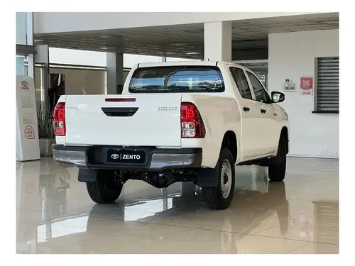 Toyota Hilux Pick-Up 2.4 Cd Dx 150cv 4x2 2026