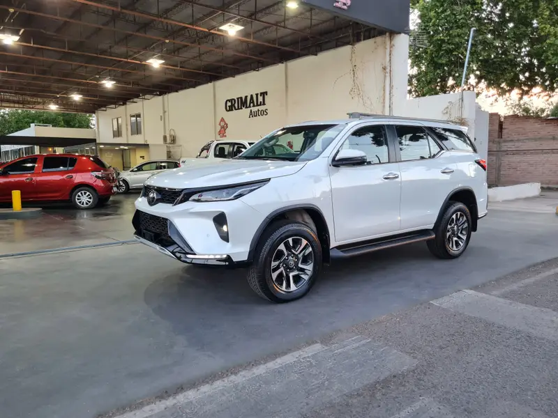 Toyota SW4 SRX 2026