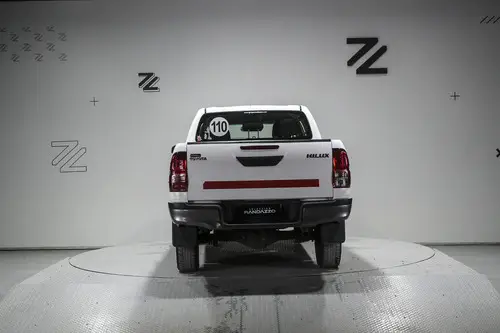 Toyota Hilux Pick-Up 2.4 Cd Dx 150cv 4x2 2025