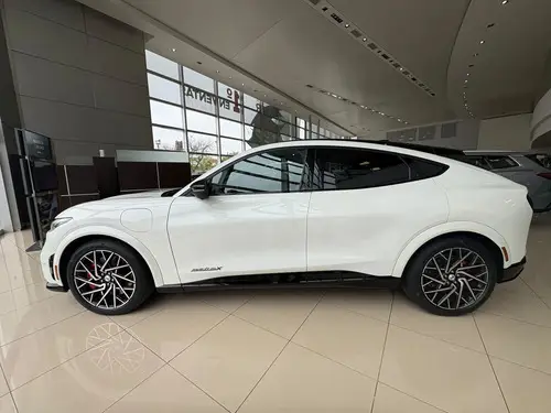 Ford Mustang Mach-E Mach E GT 2023