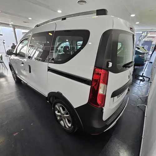 Renault Kangoo Ii 1.6 Sce Stepway 2026