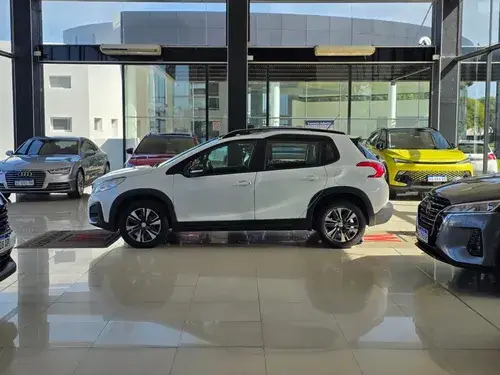 Peugeot 2008 1.6 Feline Tip am20 2022