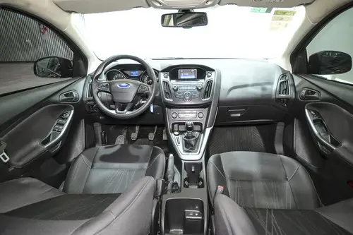 Ford Focus III 1.6 S 2016