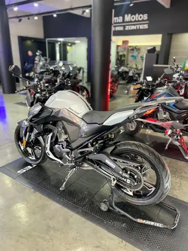 ZT 200 T2 Naked 2026
