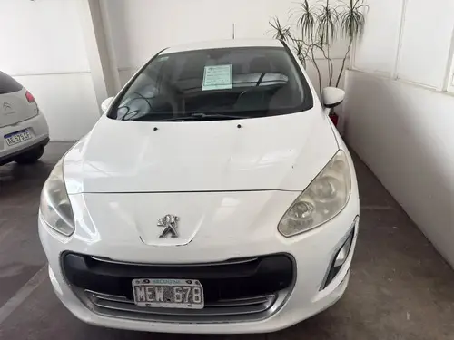 Peugeot 308 1.6 Active Hdi 115cv 2013