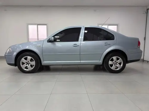 Volkswagen Bora 1.9 Trendline I 100cv 2011