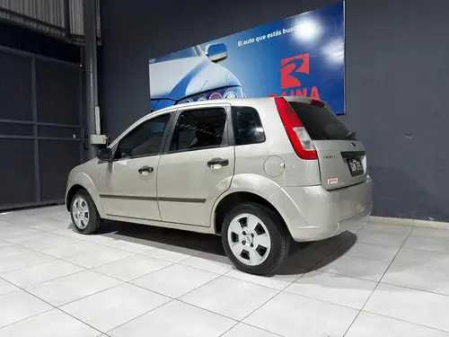 Ford Fiesta 1.6 Ambiente 2007