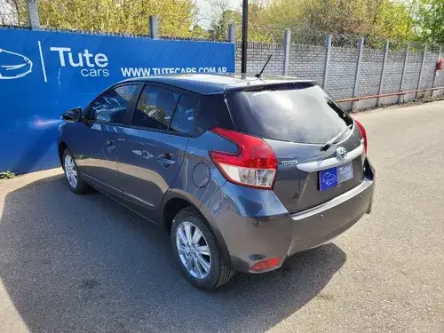 Toyota Yaris 1.5 107cv Cvt 2017