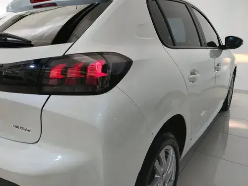 Peugeot 208 1.6 Active 2024