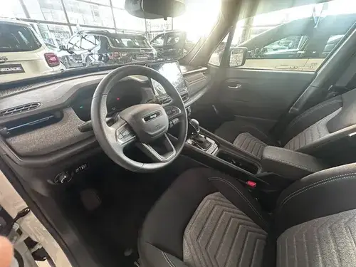 Jeep Renegade 1.3T Altitude At6 Fwd 2026