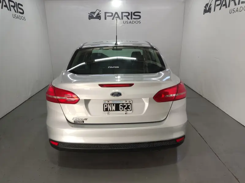 Ford Focus 1.6 MT S 4P 2016