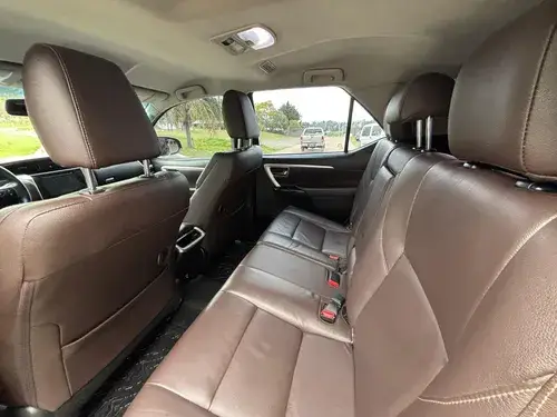 Toyota SW4 2.8 Srx 177cv 4x4 7as At 2017