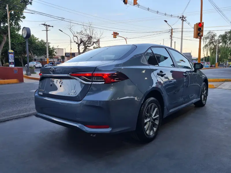 Toyota Corolla XEI HEV AT 2026