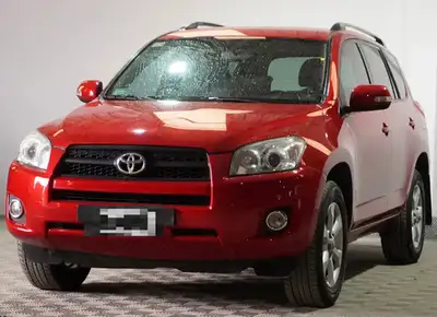 Toyota RAV4 2.4 4x2 At 2011