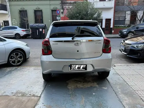 Toyota Etios 1.5 Xls Pack At 2023