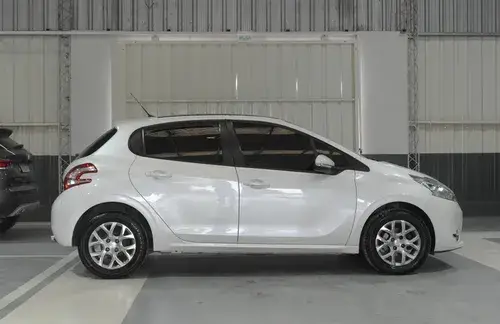 Peugeot 208 1.6 Allure 2015