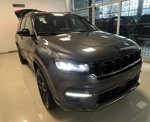Jeep Commander 2.0 T BLACKHAWK 2025