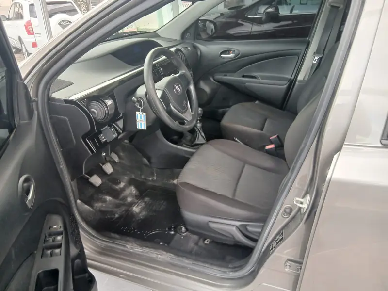Toyota Etios X 1.5 6M/T 4P 2020