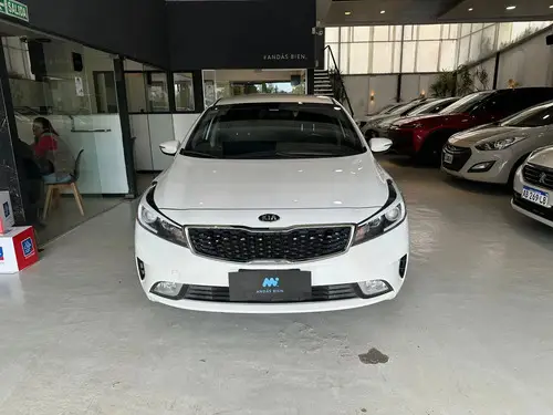 Kia Cerato EX 1.6 AT 2018