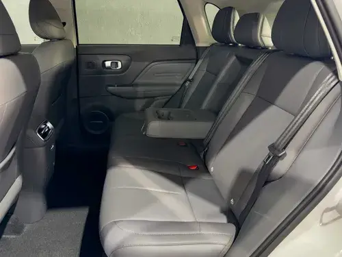B10 REEV Ultra Híbrido 2026