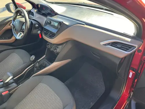 Peugeot 2008 1.6 Active 2016