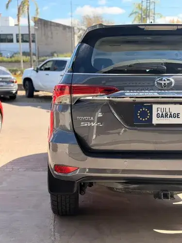 Toyota SW4 2.8 Srx 177cv 4x4 7as At 2016