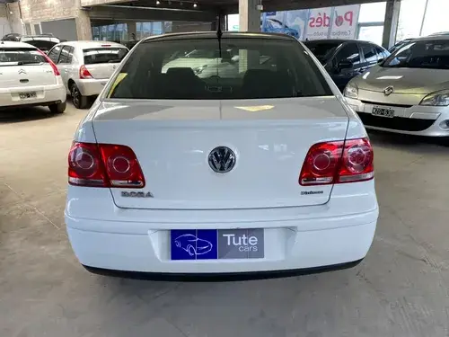 Volkswagen Bora 2.0 Trendline 115cv Tiptronic 2011