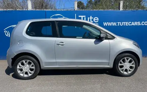 Volkswagen Up! 1.0 High Up! 75cv 3 p 2014