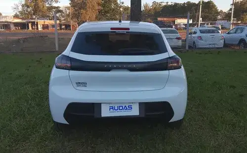Peugeot 208 1.2 New Like 2023