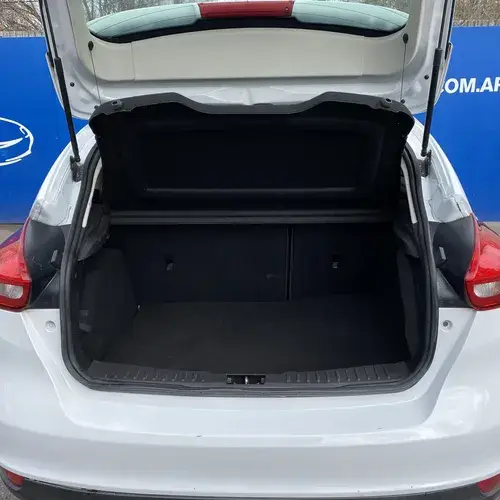 Ford Focus III 2.0 Se Plus Mt 2015