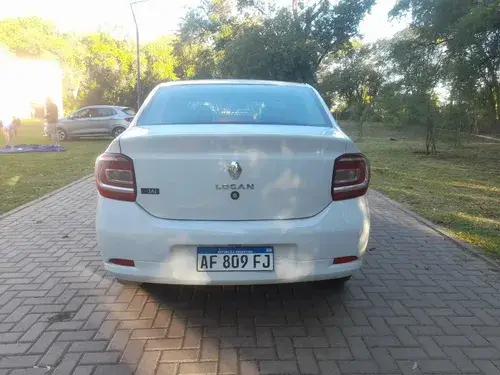 Renault Logan 1.6 16v Life 2023