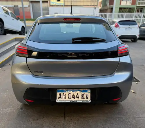 Peugeot 208 1.6 Allure Pack 2025