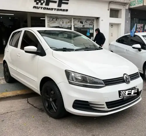 Volkswagen Fox 1.6 Confortline Saf 2015