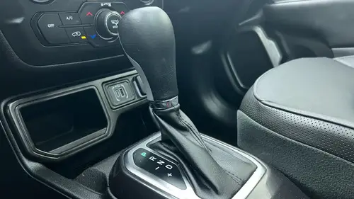Jeep Renegade 1.3 Serie-S At6 2025