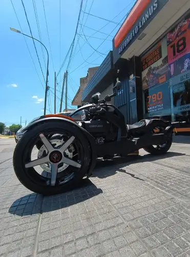 Ryker Sport 900 Triciclos 2025