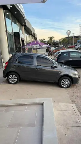 Toyota Etios 1.5 X 6mt My19 2023