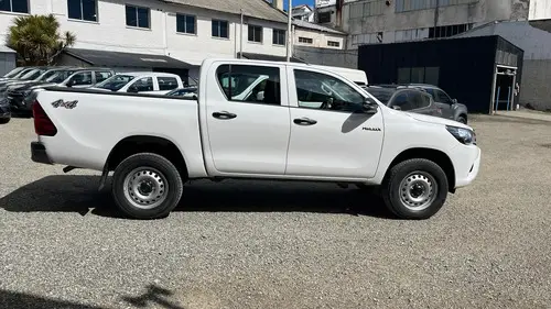 Toyota Hilux Pick-Up L/24 2.4 TDI DC 4X4 DX 2025