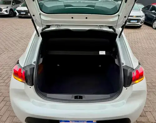 Peugeot 208 1.6 FELINE TIPTRONIC L24 2024