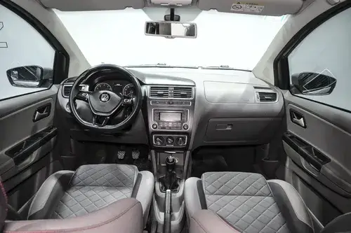 Volkswagen Suran 1.6 Highline 101cv 2015