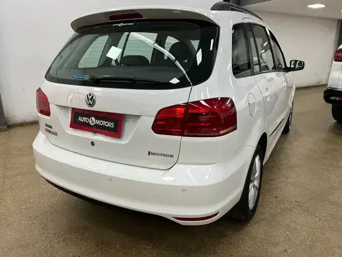 Volkswagen Suran 1.6 Imotion Highline 2015