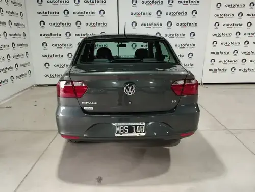 Volkswagen Voyage 1.6 GP L08 2013