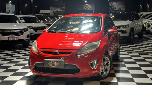 Ford Fiesta Kinetic 1.6 Design 120cv Titanium 2013