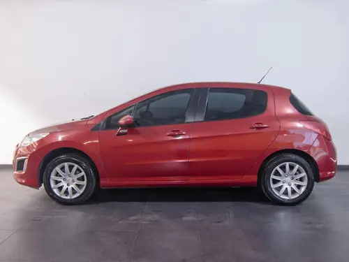 Peugeot 308 1.6 Active 2014