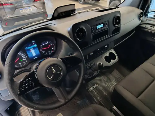 Mercedes-Benz Sprinter 311 Cdi Street L Furgón 3665 Tn V2 2025