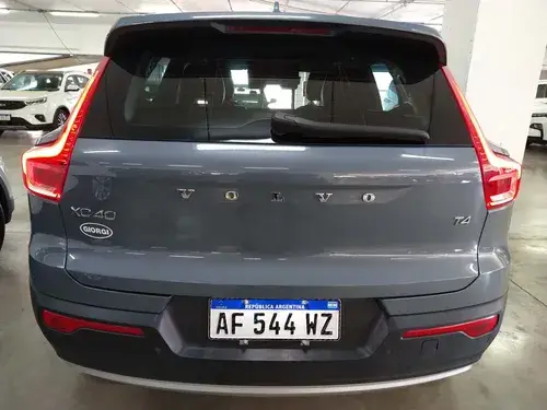 Volvo XC40 2.0t T4 Momentum Fwd 2022