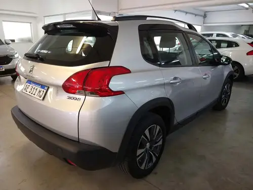 Peugeot 2008 1.6 Feline 2020